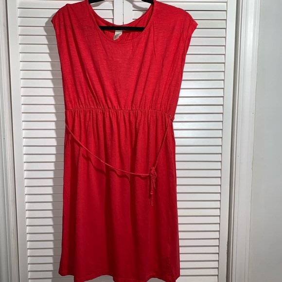 H&M Dresses & Skirts - H&M MAMA dress